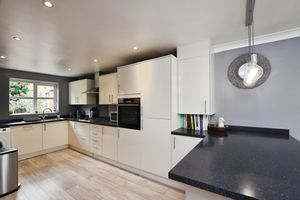 Photo 11- click for photo gallery